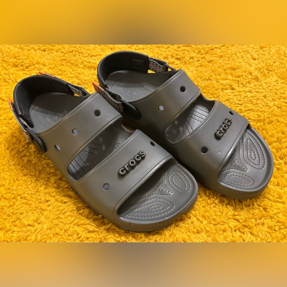 Crocs Classic All Terrain Sandals - Picture 3 of 8
